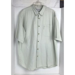 Light Green Columbia Button-Down 💜HP! 💜